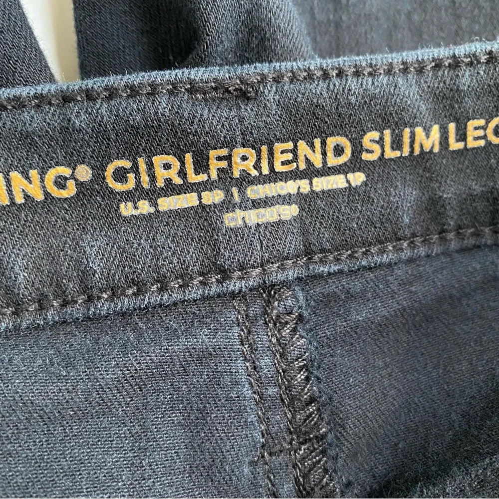 CHICO'S Black So Slimming Girlfriend Slim Leg Ankle Jeans Size 8 Petite